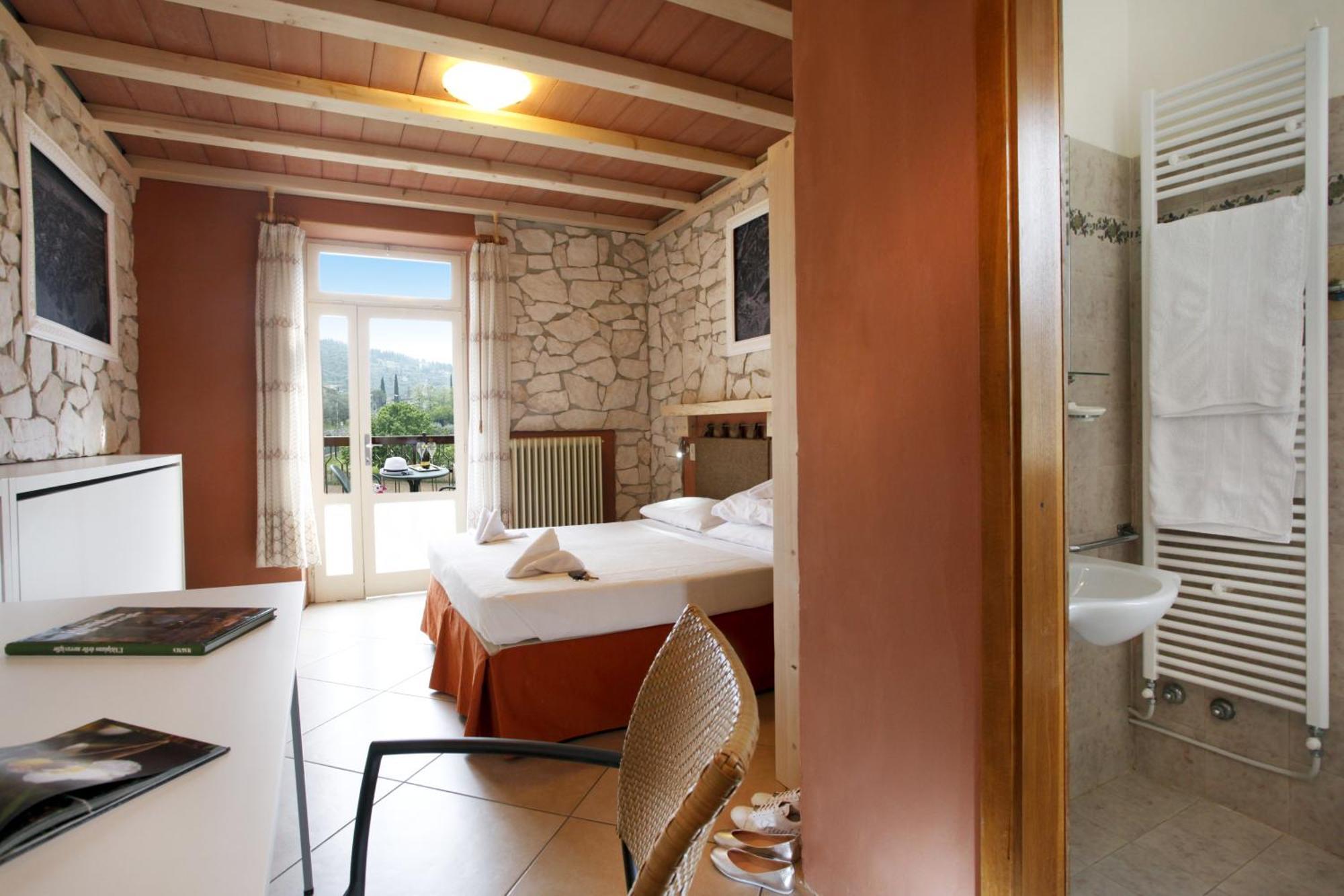 Albergo Garni Orchidea Riva del Garda Exterior foto