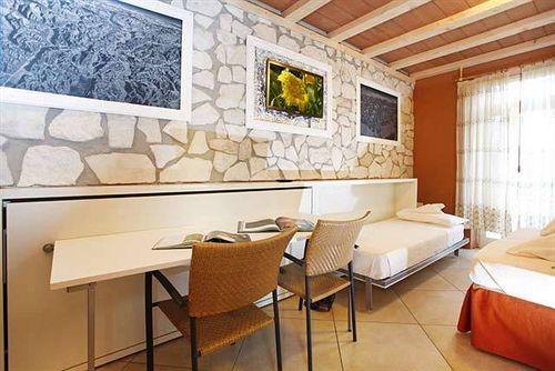 Albergo Garni Orchidea Riva del Garda Exterior foto
